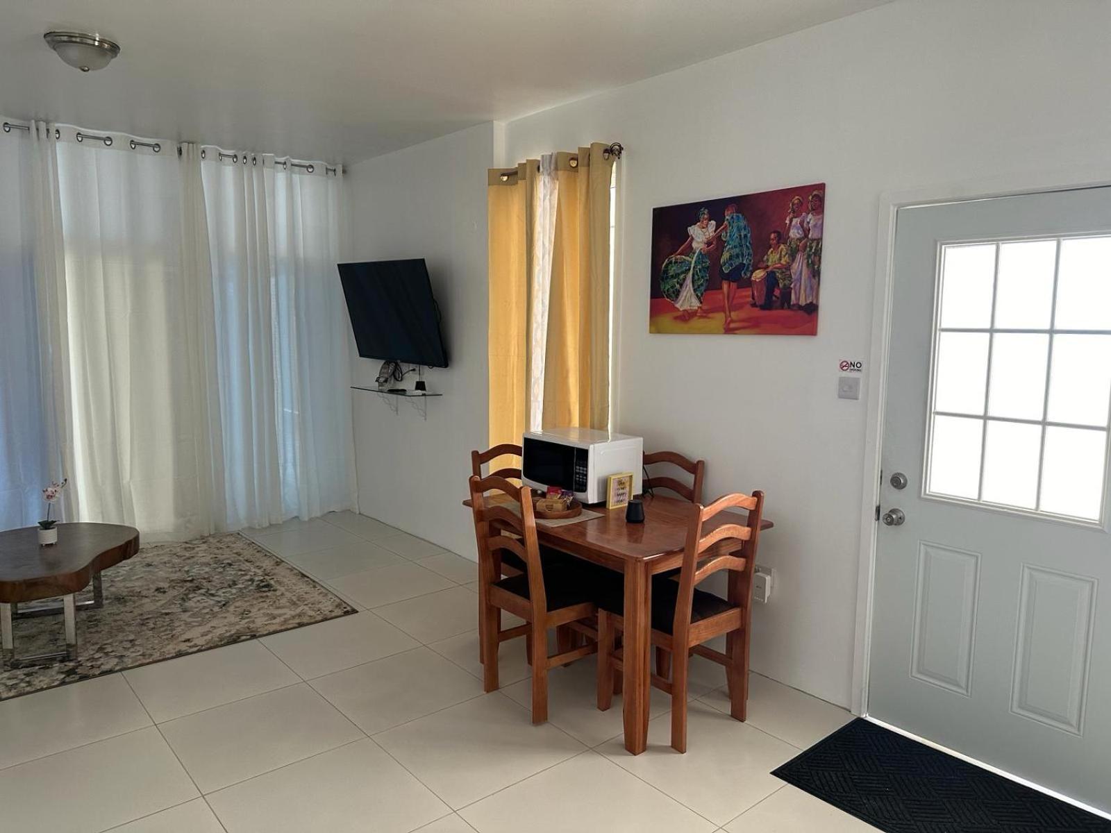 Eldorado Guesthouse & Car Rental Roseau Room photo
